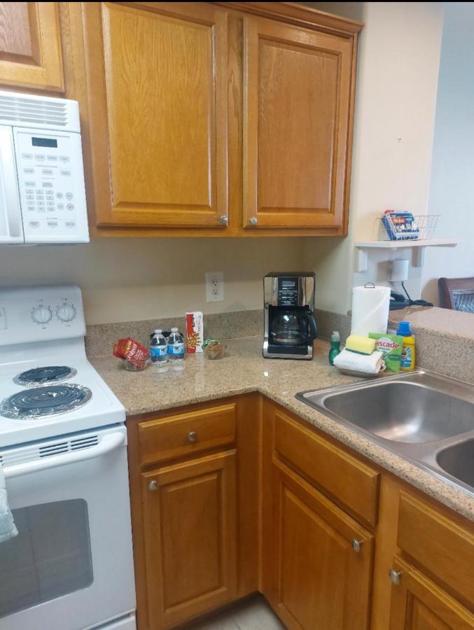 Disney Just 1 And A Quarter Mile Away, Blue Heron 1 Room 2 Bath,Amenities,6 Guests, Walk To Restaurants, No Fees At Check In Orlando Exteriör bild